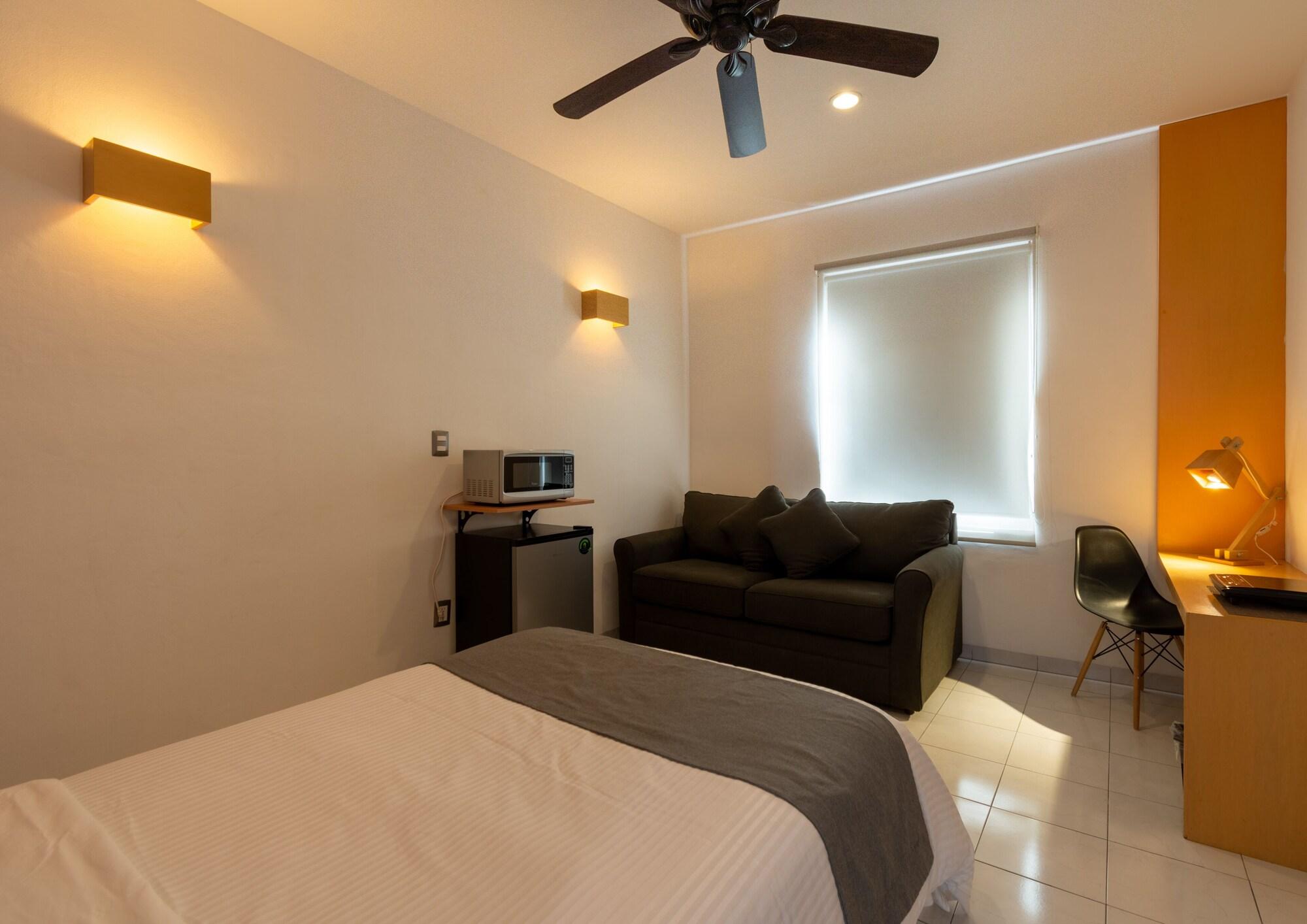 Hotel Mexico Inn Express Salamanca Kültér fotó
