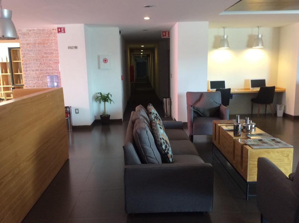 Hotel Mexico Inn Express Salamanca Kültér fotó